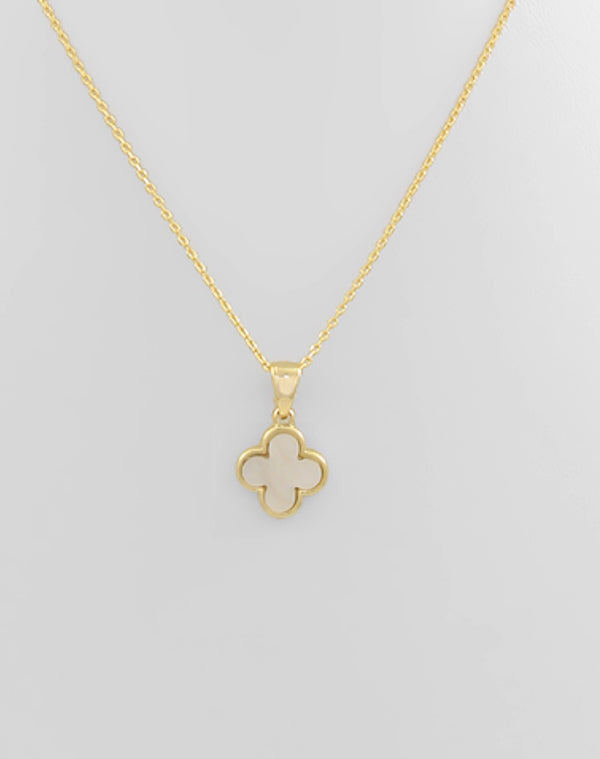 Shell Clover Pendant Necklace