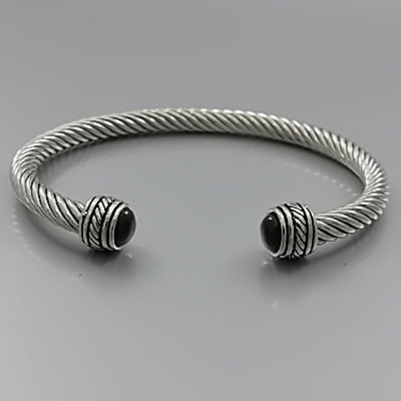 Cable cuff Bracelet Pearl Ends