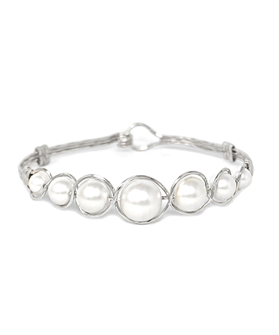 Wired Round Pearl Bracelet