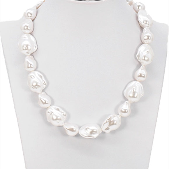 Baroque Pearl Choker